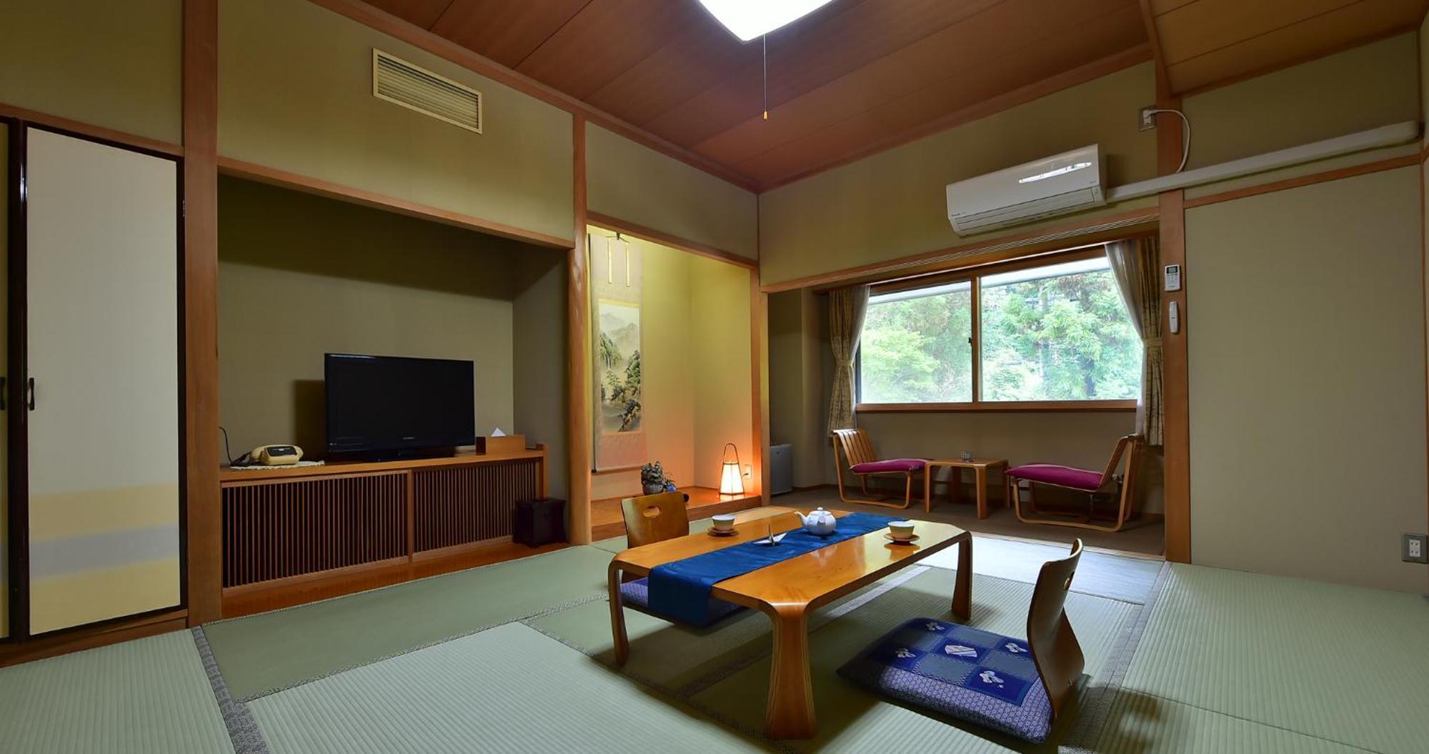 Kotobuki Hotel Yamanouchi  Bagian luar foto